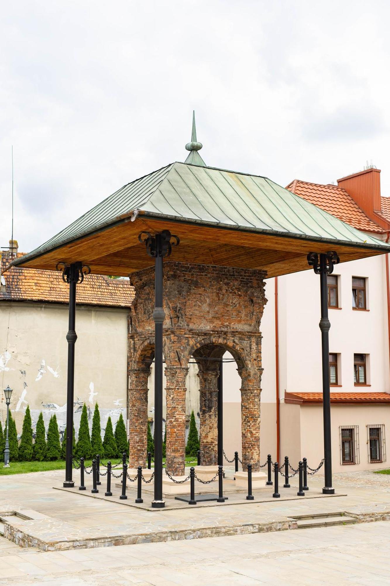Rynek 12 Tarnau