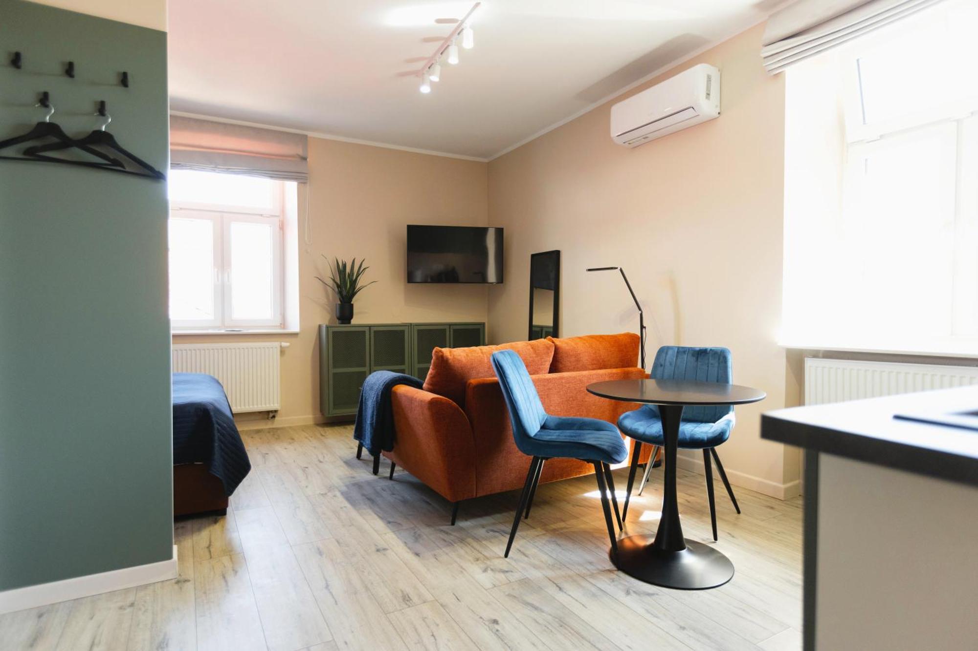 Rynek 12 Apartment *
